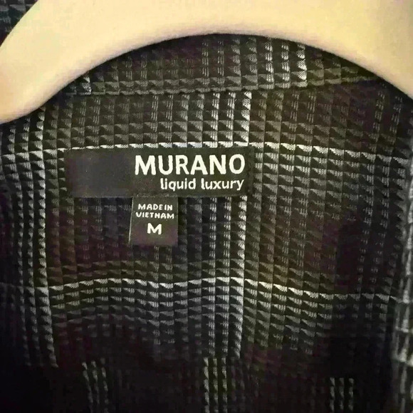 NWOT Murano Liquid Luxury button down. Men’s Size Medium. texture detail! - Picture 2 of 6